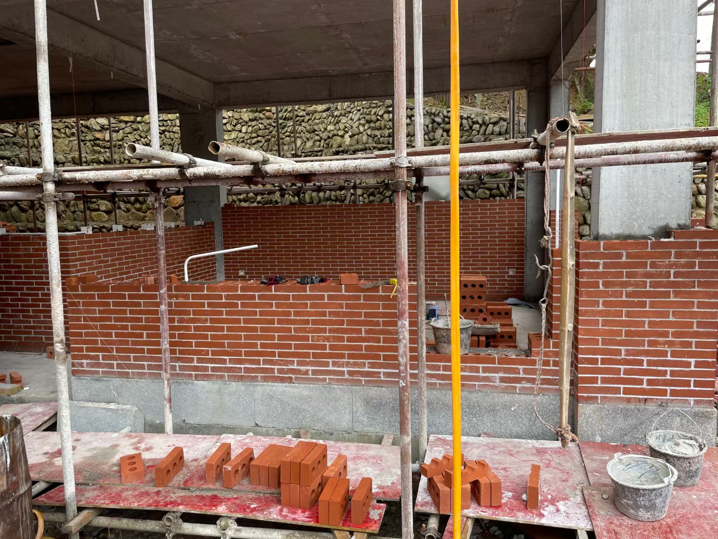 益陽市湘陶建筑材料有限公司,益陽實(shí)心燒結(jié)磚銷售,古建磚瓦銷售,文化磚哪里好