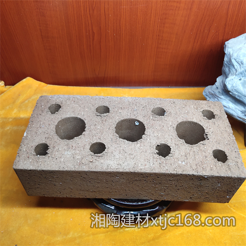 益陽市湘陶建筑材料有限公司,益陽實心燒結(jié)磚銷售,古建磚瓦銷售,文化磚哪里好